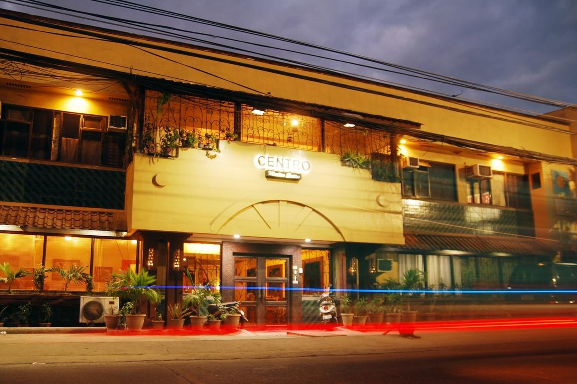 Centro Mactan Suites Lapu-Lapu City Buitenkant foto